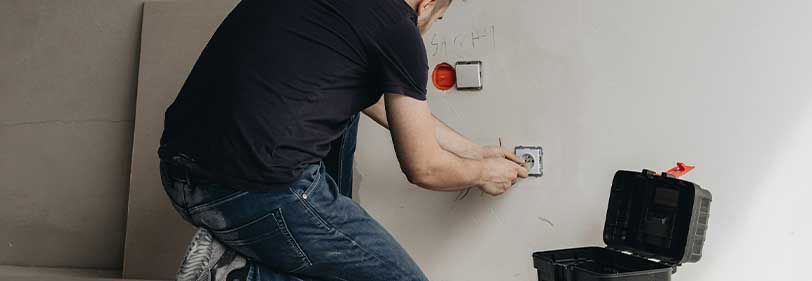 What to Do If You Get Electrocuted